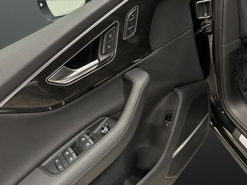 Used 2023 Audi Q7 3.0T Premium Plus w/ Premium Plus Package image 29