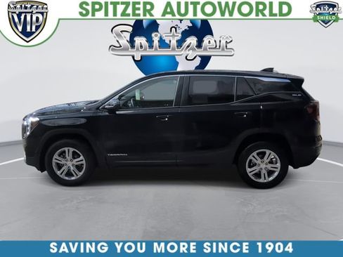 Used 2024 GMC Terrain SLE image 6