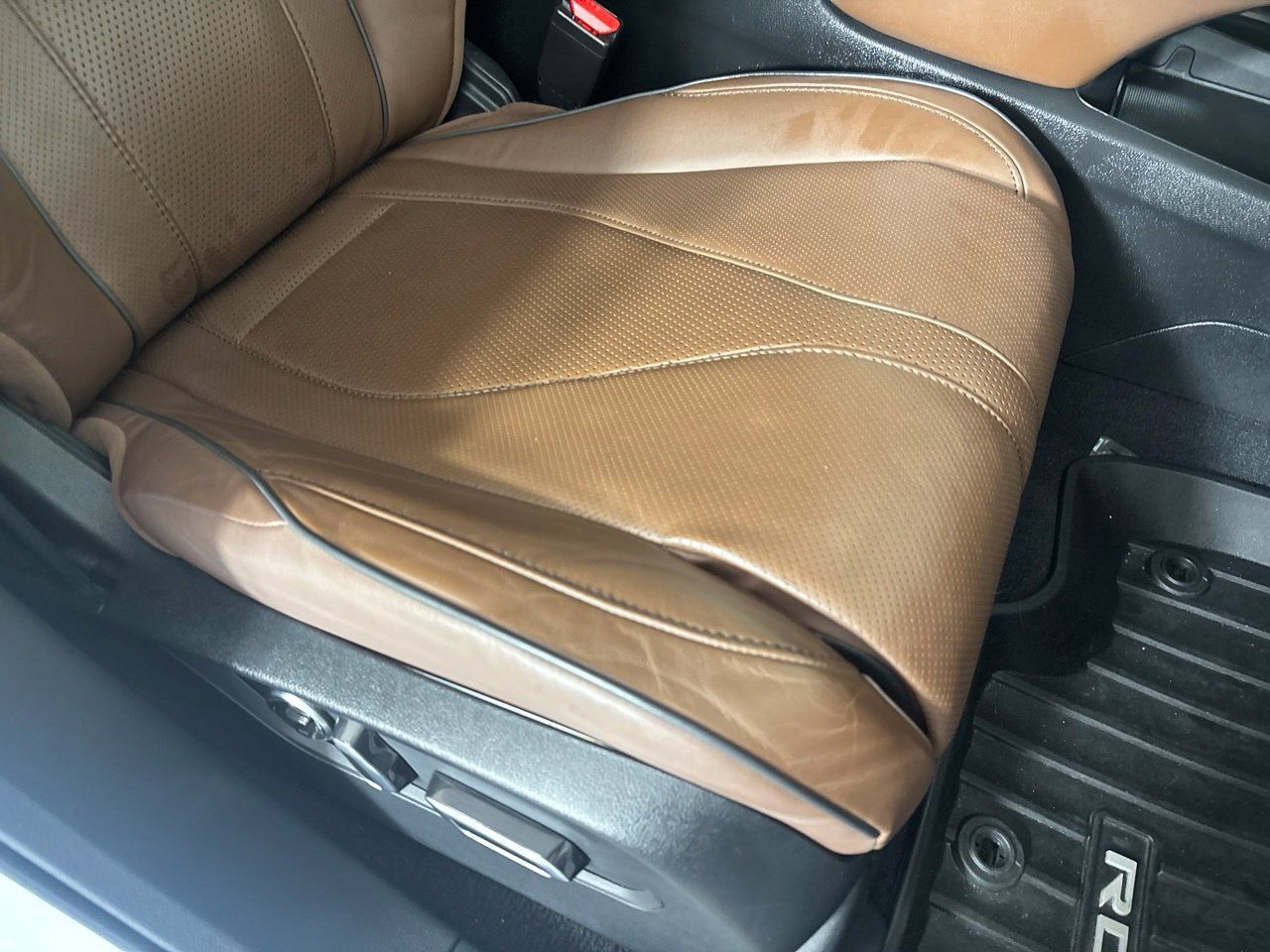 Used 2021 Acura RDX w/ Advance Package FWD image 31