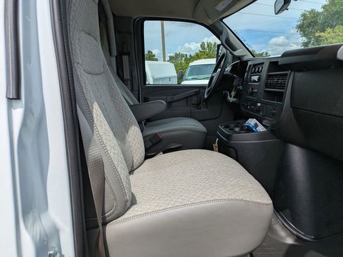New 2025 Chevrolet Express 3500 w/ Power Convenience Package image 18