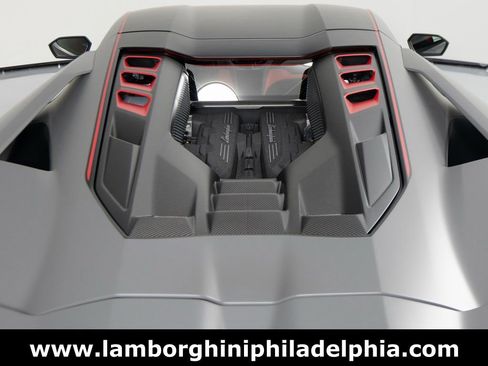 Used 2024 Lamborghini Revuelto image 53