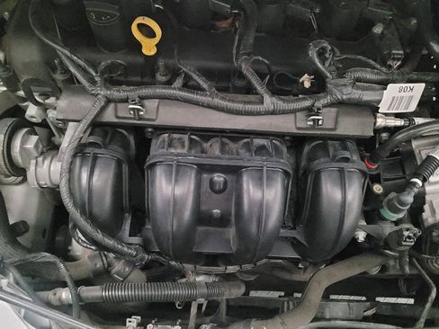 Used 2017 Ford Escape S FWD image 30