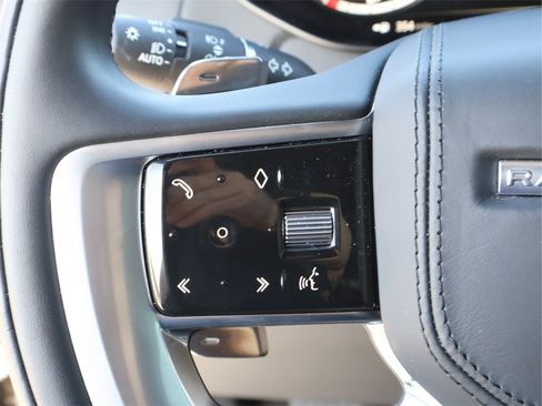 Certified 2023 Land Rover Range Rover SV image 9