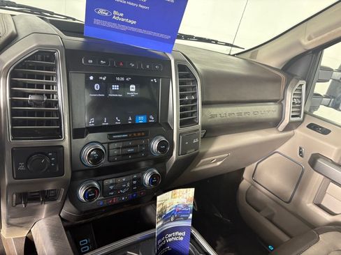 Used 2019 Ford F250 Limited w/ FX4 Off-Road Package image 19