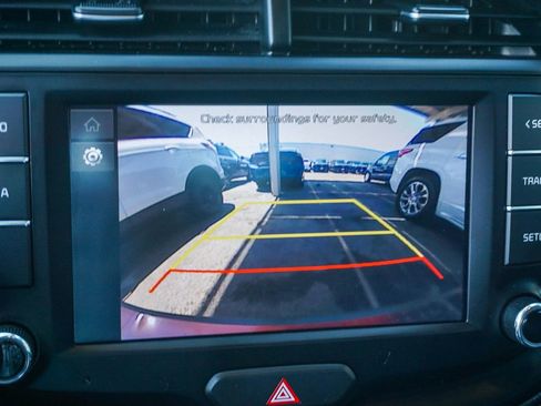 Certified 2023 Kia Soul LX w/ LX Technology Package FWD image 24