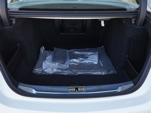 New 2025 Mercedes-Benz S 580 4MATIC Sedan image 8