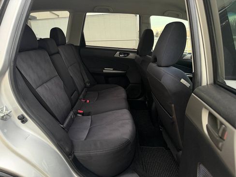 Used 2010 Subaru Forester 2.5X AWD/4WD image 10