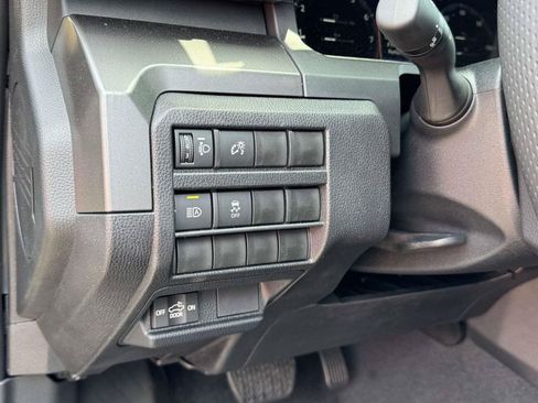 Used 2026 Toyota Tacoma TRD Off-Road AWD/4WD image 10