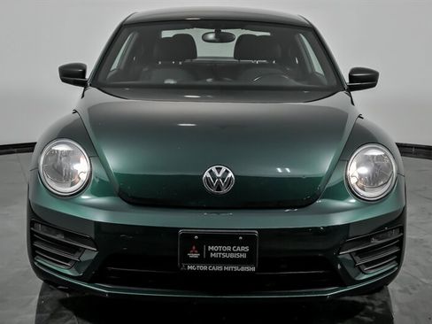 Used 2018 Volkswagen Beetle 2.0T S image 4