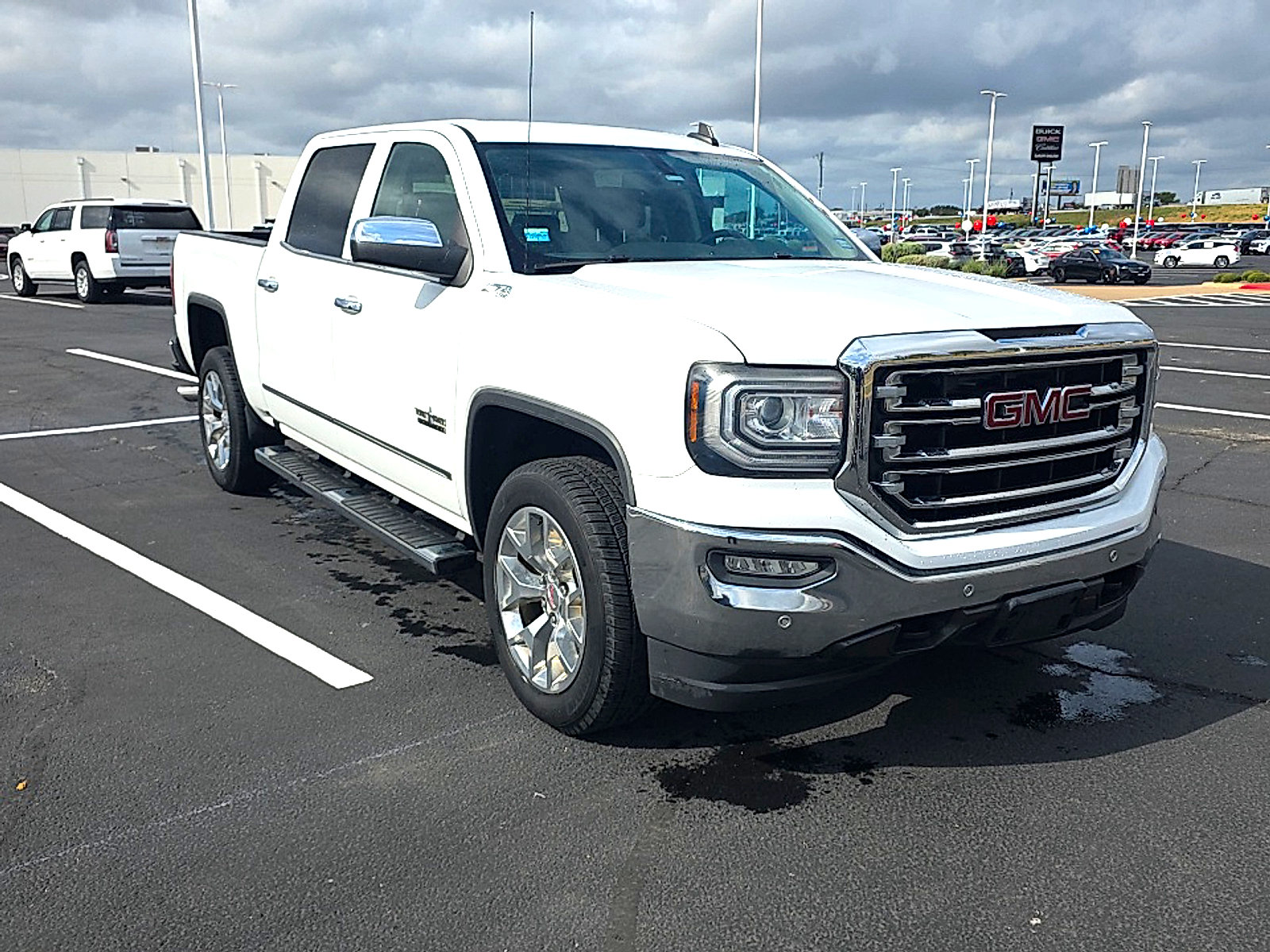 Used 2018 GMC Sierra 1500 SLT w/ Texas SLT Premium Package AWD/4WD image 3