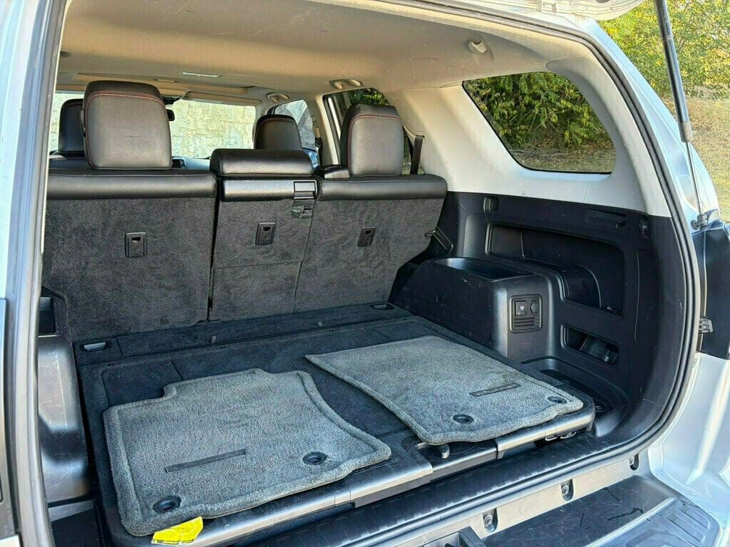 Used 2016 Toyota 4Runner Trail Premium AWD/4WD image 28