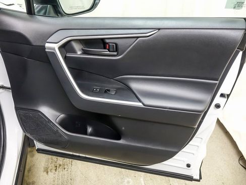 Certified 2024 Toyota RAV4 LE image 21