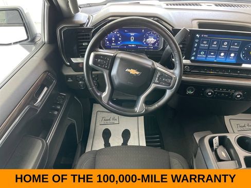 Used 2024 Chevrolet Silverado 1500 LT AWD/4WD image 14