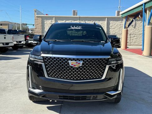 Used 2021 Cadillac Escalade ESV Premium Luxury image 2