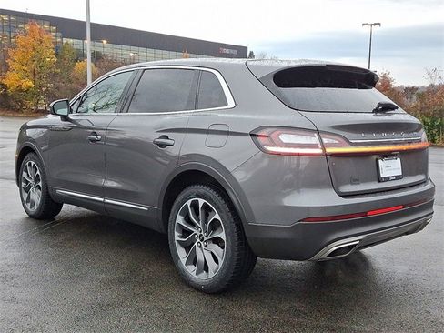 Certified 2023 Lincoln Nautilus Reserve image 5