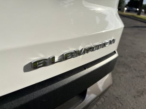 New 2027 GMC Terrain Elevation AWD/4WD image 9