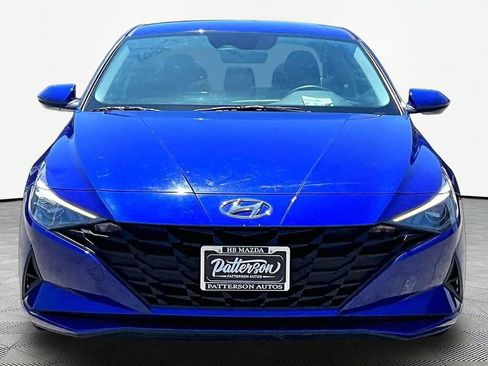 Used 2023 Hyundai Elantra SEL FWD image 3