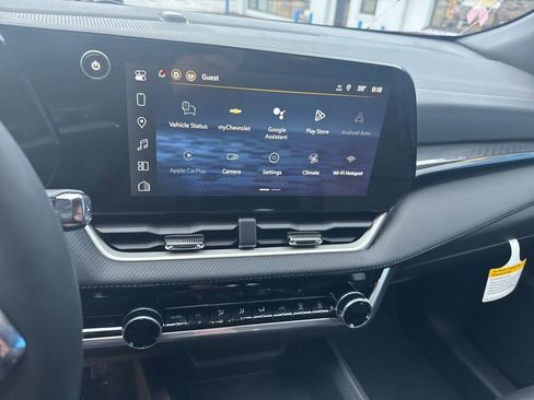 New 2026 Chevrolet Equinox LT w/ Convenience Package II image 25