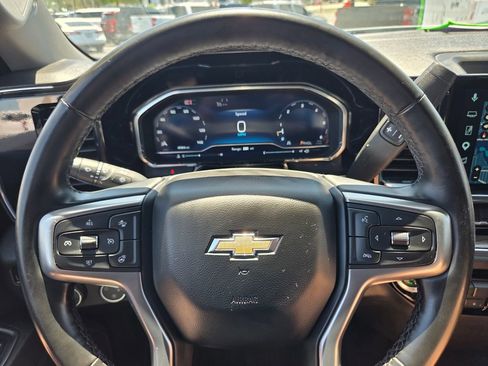 Certified 2025 Chevrolet Silverado 1500 LT image 26
