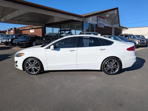 Used 2020 Ford Fusion Titanium image 4