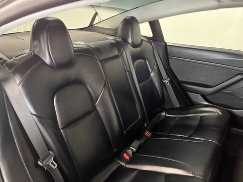 Used 2022 Tesla Model 3 Long Range image 13