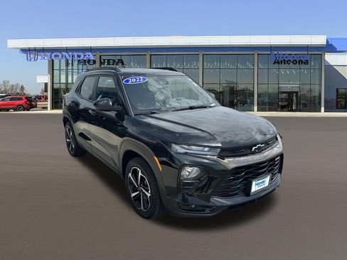 Used 2022 Chevrolet TrailBlazer RS w/ Sun and Liftgate Package AWD/4WD image 6