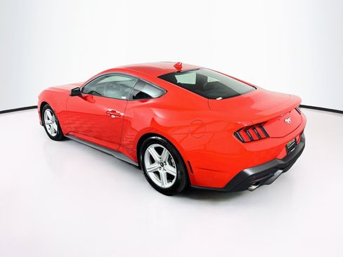 Used 2026 Ford Mustang Premium RWD image 5