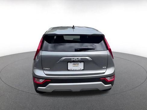 Used 2026 Kia Niro LX FWD image 12
