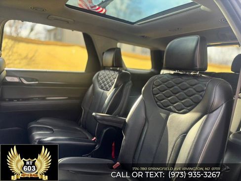 Used 2022 Hyundai Palisade Limited image 10