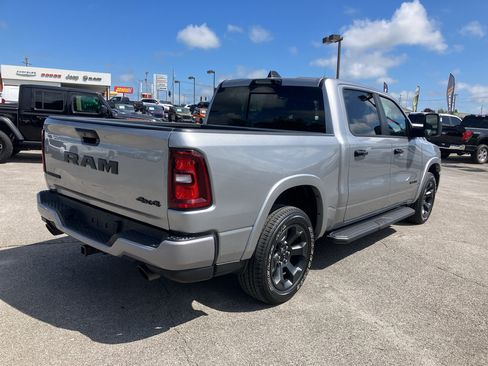 Certified 2025 RAM 1500 Big Horn AWD/4WD image 5