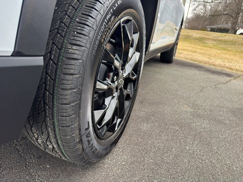 New 2026 Chevrolet Traverse LT w/ Midnight/Sport Edition image 6