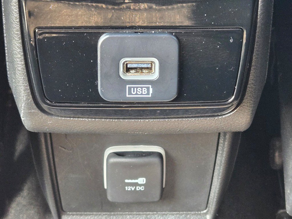 Used 2024 Jeep Compass Latitude AWD/4WD image 17