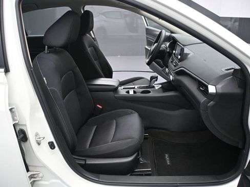 Certified 2022 Nissan Altima 2.5 S FWD image 18