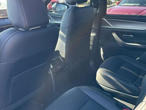 New 2026 MAZDA CX-90 Plug-In Hybrid w/ Premium Plus image 19