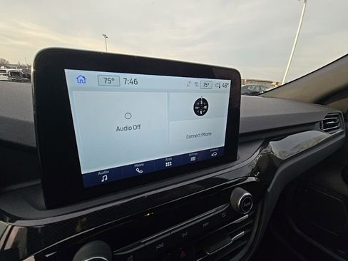 Used 2025 Ford Escape ST-Line image 17