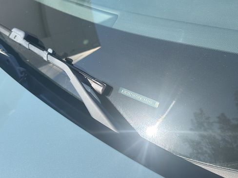 Certified 2023 Honda HR-V EX-L image 36