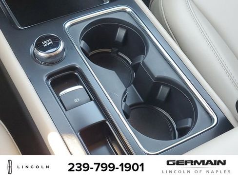 New 2026 Lincoln Corsair Premiere image 31