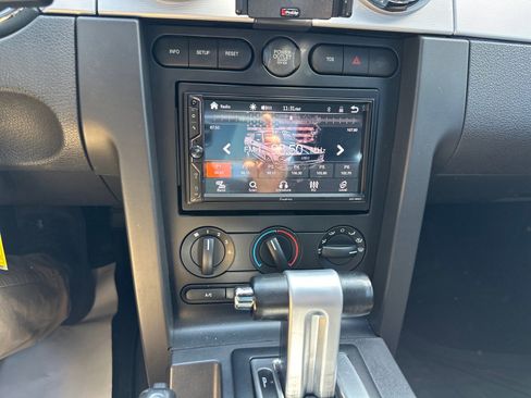 Used 2006 Ford Mustang GT RWD image 28