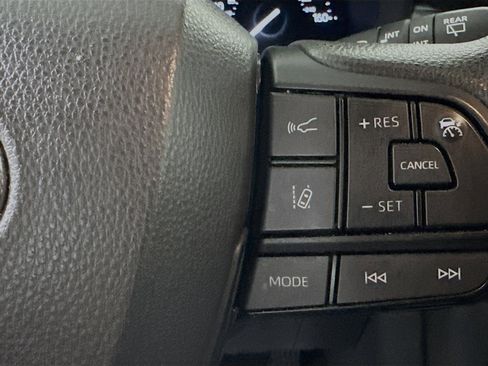 Used 2024 Toyota Sienna LE image 17