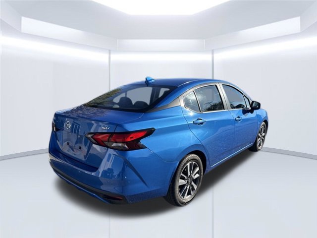 Used 2021 Nissan Versa SV FWD image 5