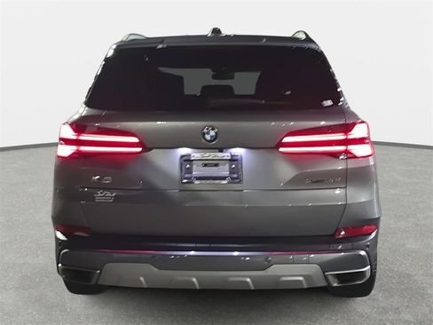 Used 2025 BMW X5 xDrive40i image 6
