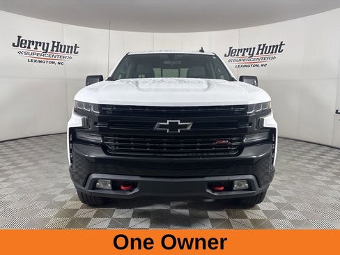 Used 2020 Chevrolet Silverado 1500 LT Trail Boss AWD/4WD image 4