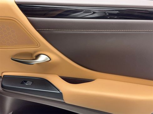 Used 2020 Lexus ES 350 w/ Premium Package image 50