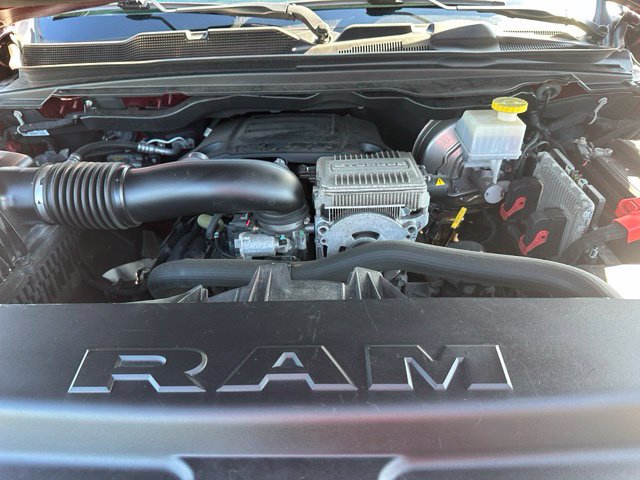Used 2022 RAM 1500 Limited w/ Body-Colour Bumper Group AWD/4WD image 8