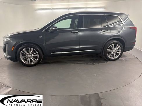 Used 2023 Cadillac XT6 Premium Luxury image 5
