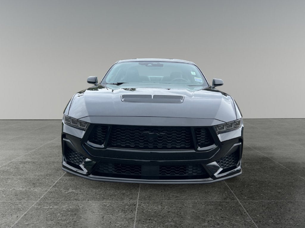 Used 2025 Ford Mustang GT Premium RWD image 2