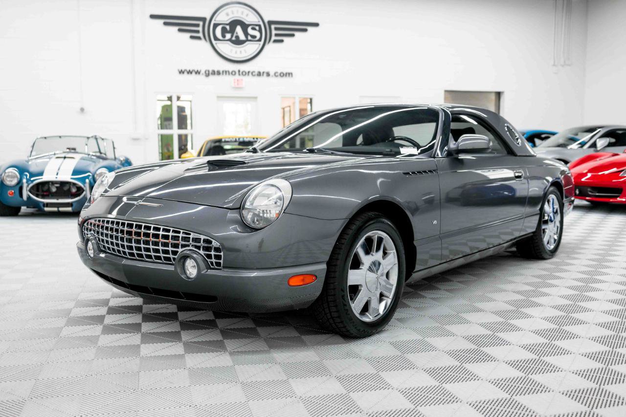Used 2003 Ford Thunderbird RWD image 11