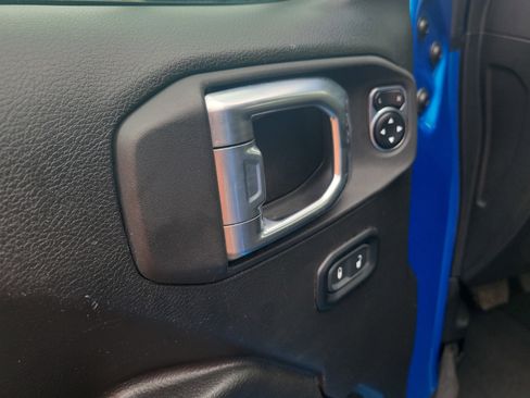 Certified 2024 Jeep Wrangler Unlimited Rubicon image 24