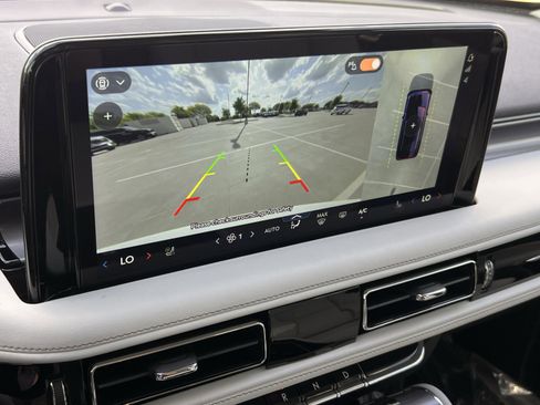 Used 2026 Lincoln Aviator 2WD image 16