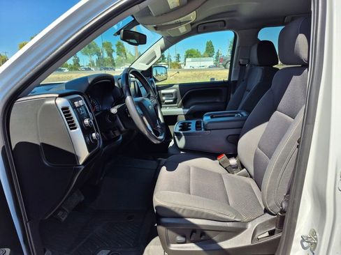 Used 2018 Chevrolet Silverado 1500 LT image 37